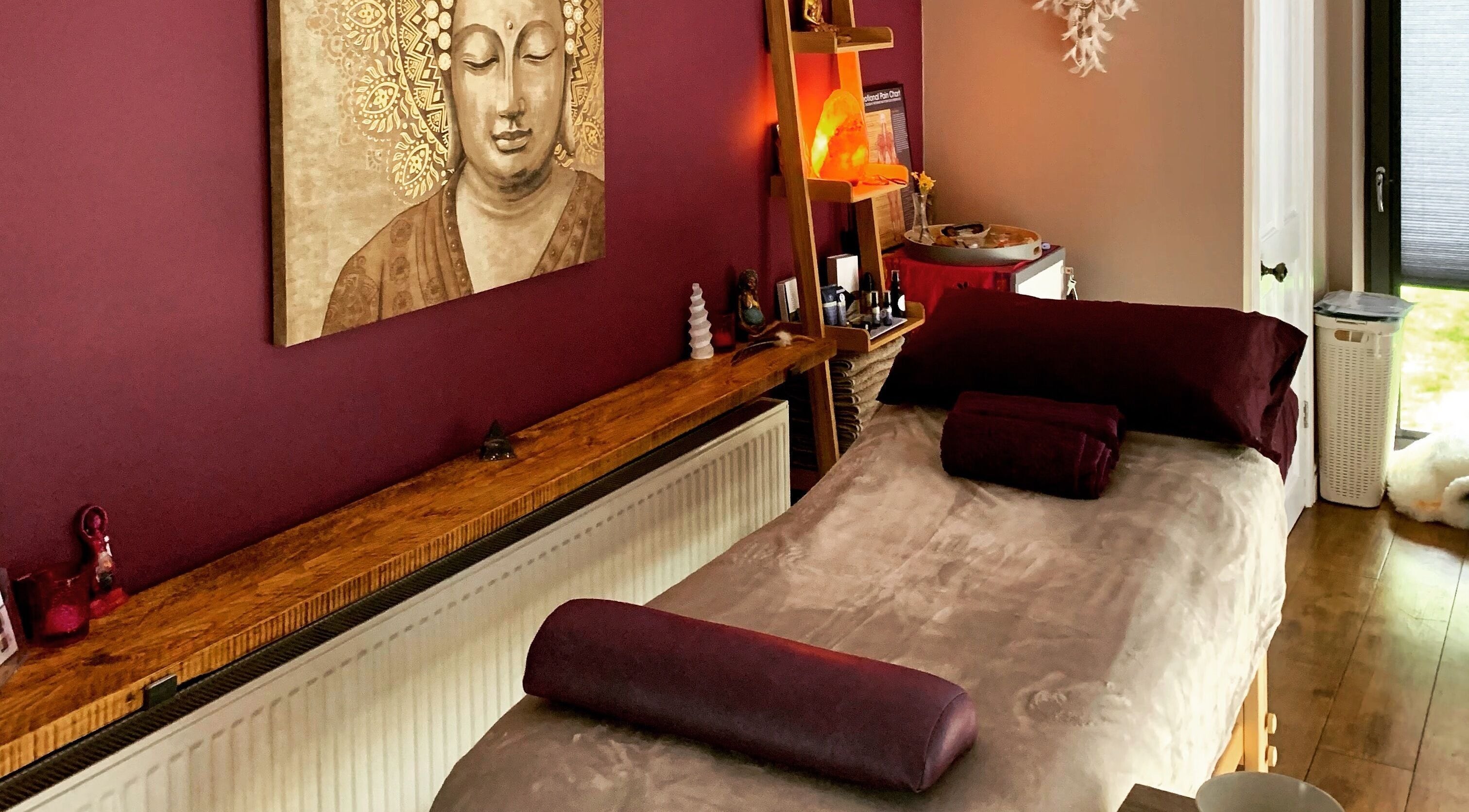 Relaxing therapy room at Wellbeing and Healing with Lisa, Birkenhead, England, GB.
