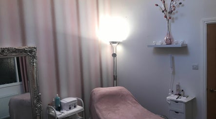 Donna's Beauty Room image 3