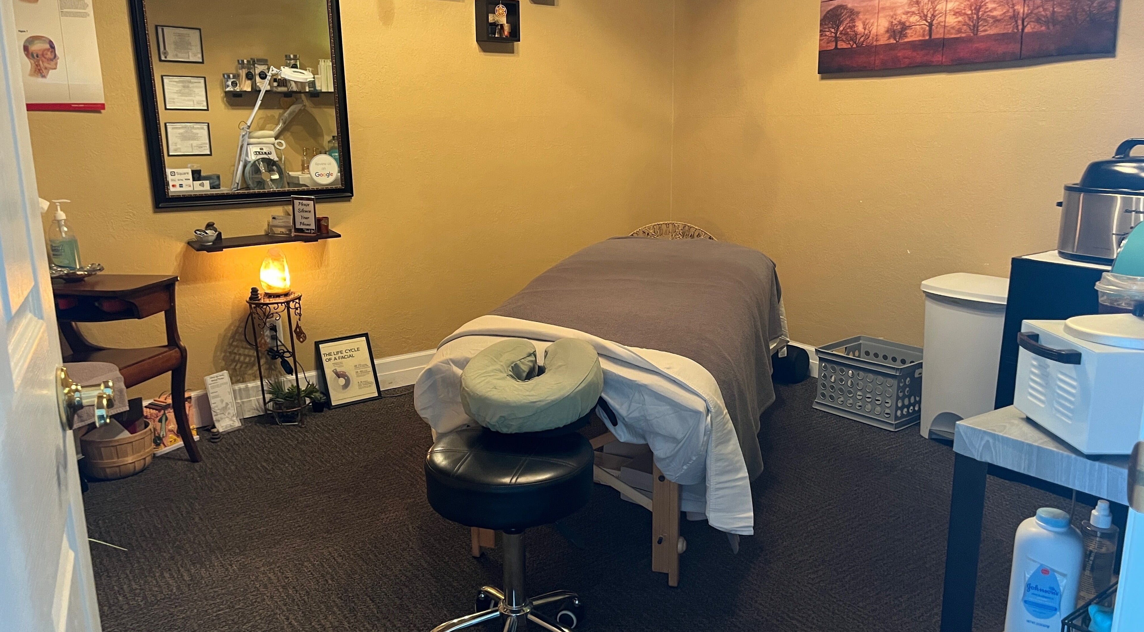 Tranquil massage therapy room at Hilary's Skin Studio and Massage Therapy in Oshkosh, Wisconsin, US.