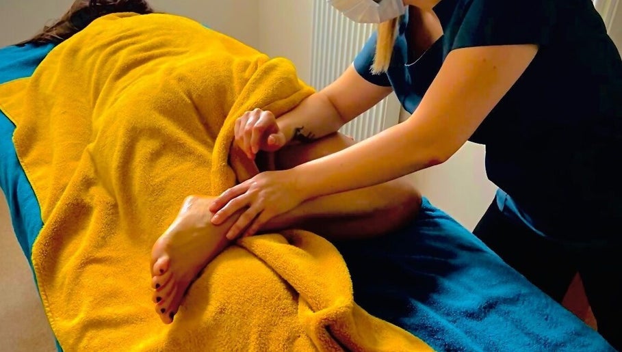 Relaxing foot massage at Emerald Touch Massage at Glamour, Glow & Glisten, York, England, GB.