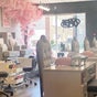 Hamilton / R. Luxury Nails & Beauty