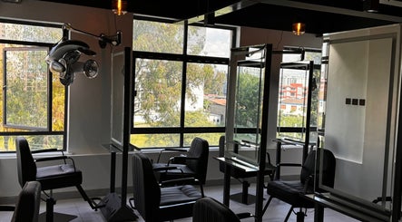 Kristals Hair And Beauty Studio image 3
