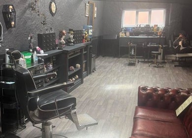 Trendy beauty studio at Inferno Fossa in Douglas, Middle, GB with modern decor and inviting atmosphere.