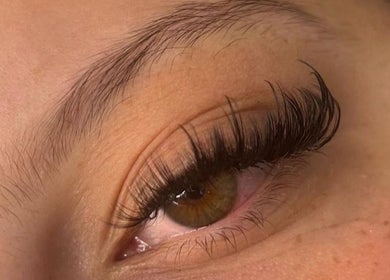 Close-up of voluminous eyelashes at Upperhand Beauty, Ampthill, GB, showcasing expert lash enhancements.