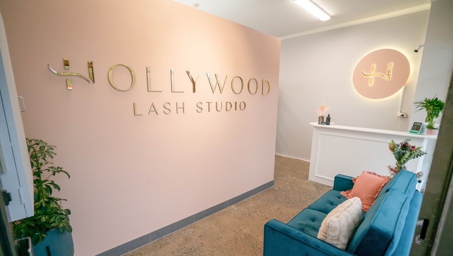 Hollywood Lash Studio – obraz 1