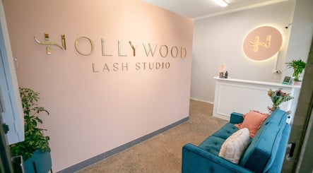 Hollywood Lash Studio Bild 2