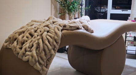 Luxurious spa bed with plush blanket at Lashcore | Somerset West, Cape Town, Western Cape, ZA.