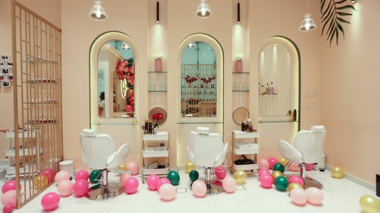 Cuts and Nails Beauty Salon