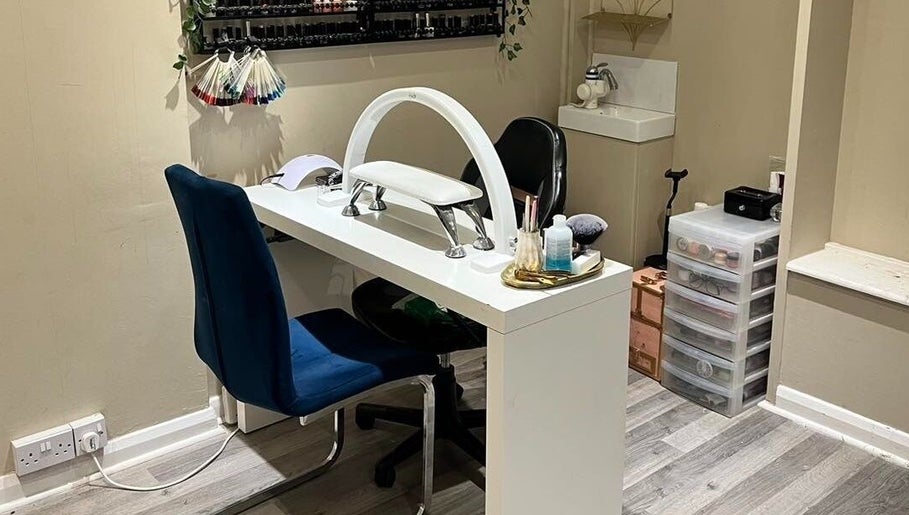 Amylee Whitehouse - Nail Artist and Trainer venue in Chesterfield, England, GB showing a stylish nail station.