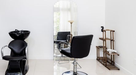 Sodada Salon image 2