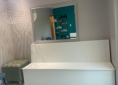 Elegant waiting area at Eloah Aesthetic Clinic & Salon - Rooihuiskraal, Centurion, Gauteng, ZA with stylish decor.