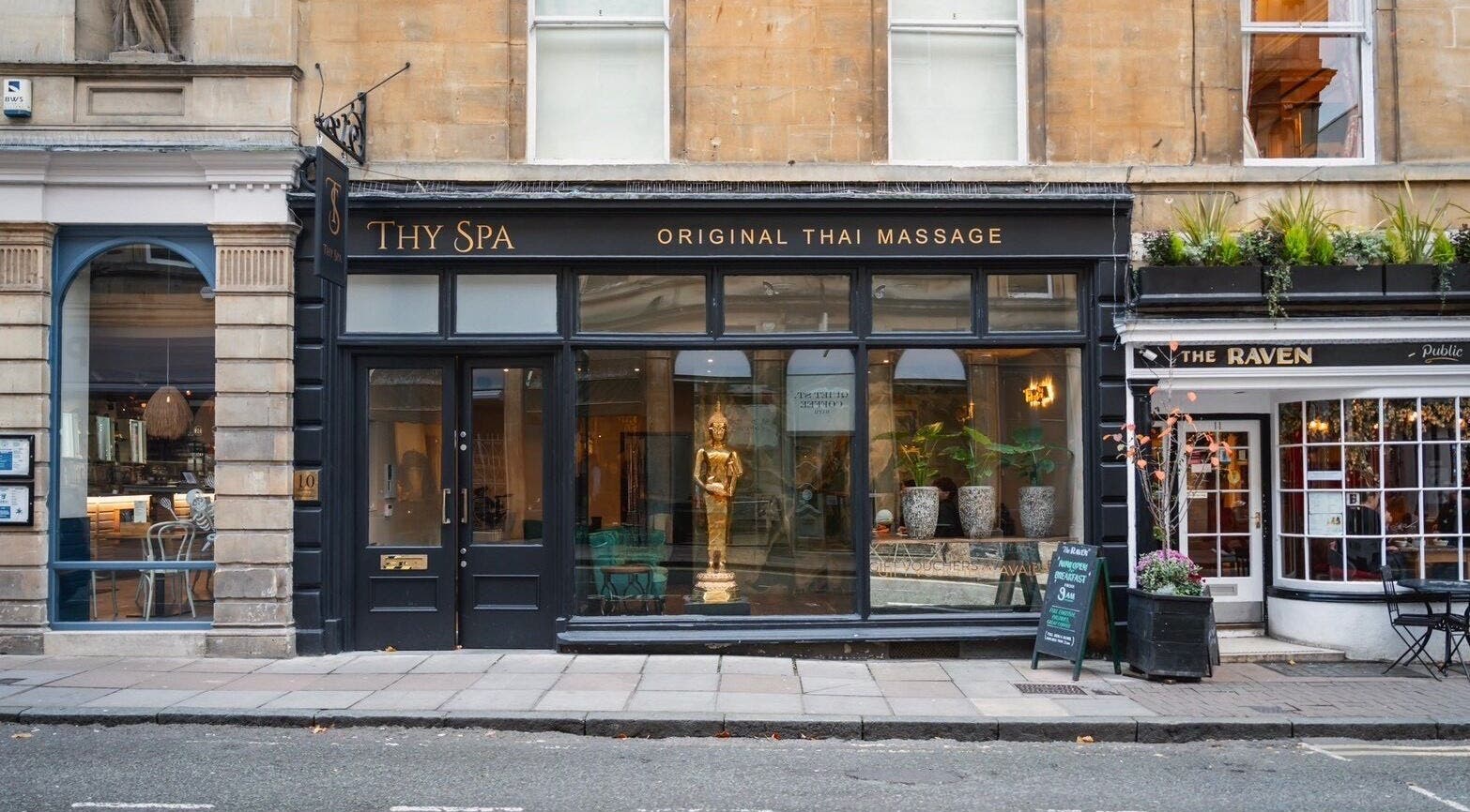 Elegant facade of Thy Spa Bath in Bath, England, GB, showcasing original Thai massage offerings.
