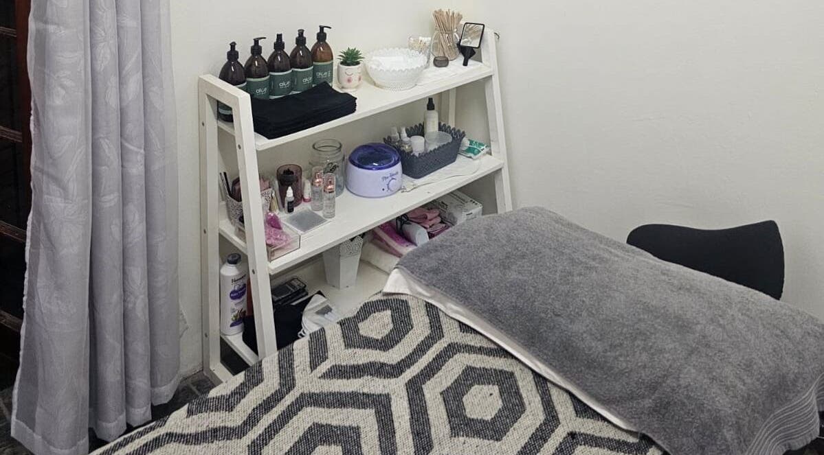 Relaxing treatment area at Salon Beautè in Hillcrest, Kwazulu-natal, ZA, featuring a serene setting.