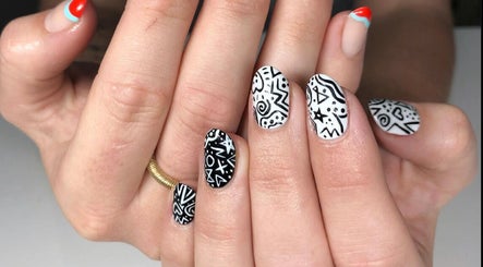 Caitlin’s Nail Room image 3