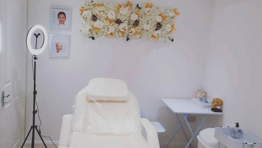 Calm beauty treatment room at 36 The Tything, Worcester WR1 1JL, Worcester, England, GB featuring a floral decor.