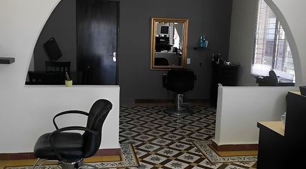 Exquisite European Salon