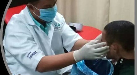 Therapist administering care at Tobib Healthcare Seremban, Seremban, Negeri Sembilan, MY.