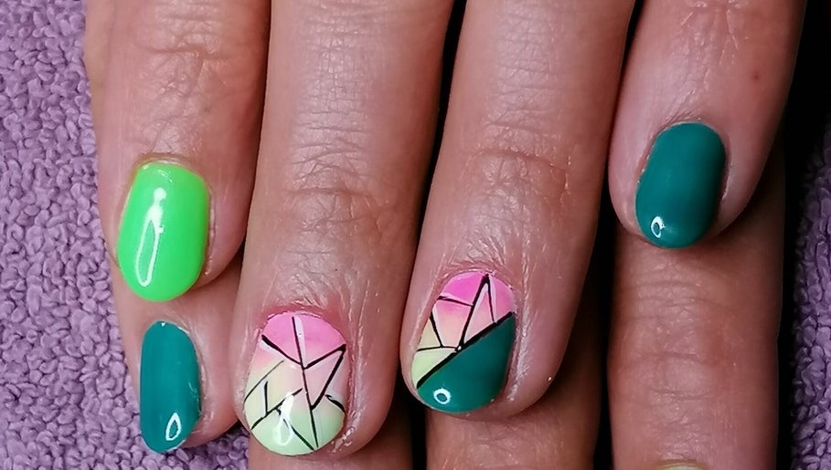 Exquisite Laser Clinic & Nail Bar image 1