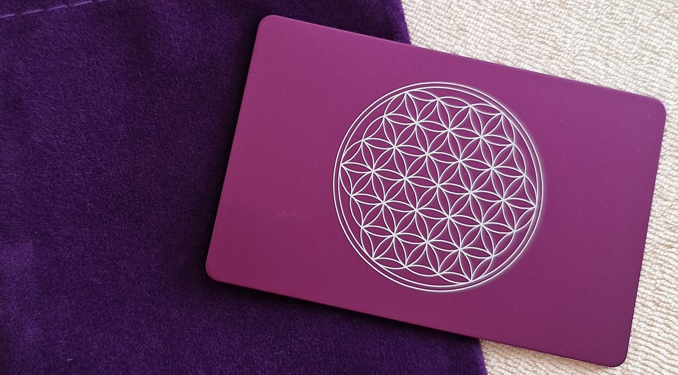 Karte mit Blume des Lebens bei Xundi Naturheilpraxis Jasmin Bell, Winterthur, Zürich, CH.