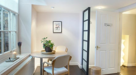 Neal's Yard Remedies Cheltenham Therapy Rooms image 2