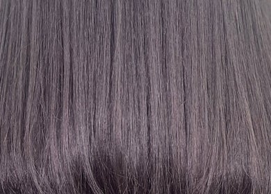 Cheveux lisses et brillants présentés par Institut L’impérial à Montréal, Québec, CA.