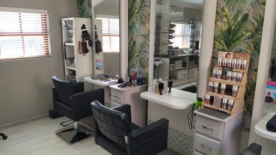 Tanak Design / Hair by  Nick Ashley