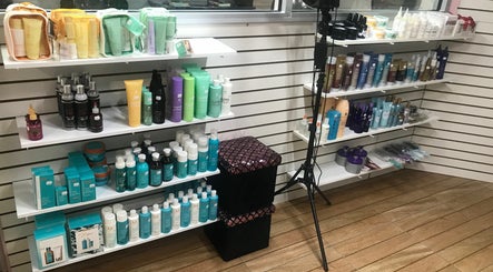 Fuego Divas Hair Closet - By Mando