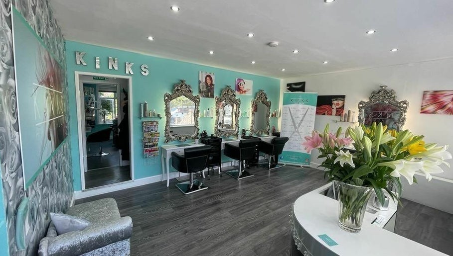 Kinks Hair Salon imaginea 1