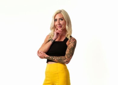 Professional stylist at Hair by Michelle Hogg, Edinburgh, Scotland, GB, showcasing creativity and style.