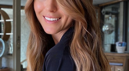 Bridget Nottingham Hair Design imagem 2