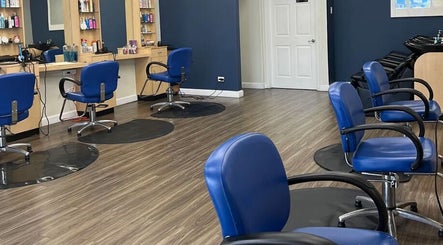 De'Bleu Hair Salon and Spa