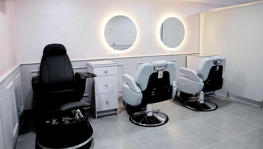 Wandies Hair and Beauty Salon slika 1