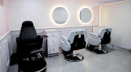 Wandies Hair and Beauty Salon