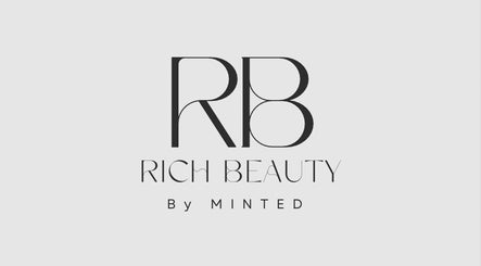 Rich Beauty by Minted Nails billede 3