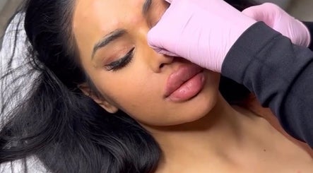 Face by Demi, bilde 3