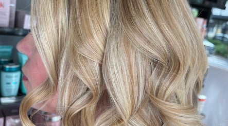 Emma Louise Hair image 3