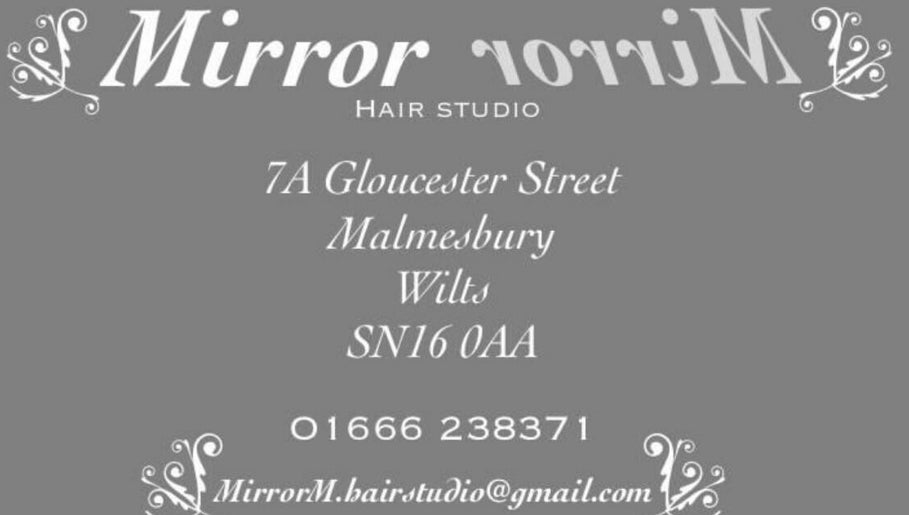  Mirror Mirror Hair Studio  billede 1
