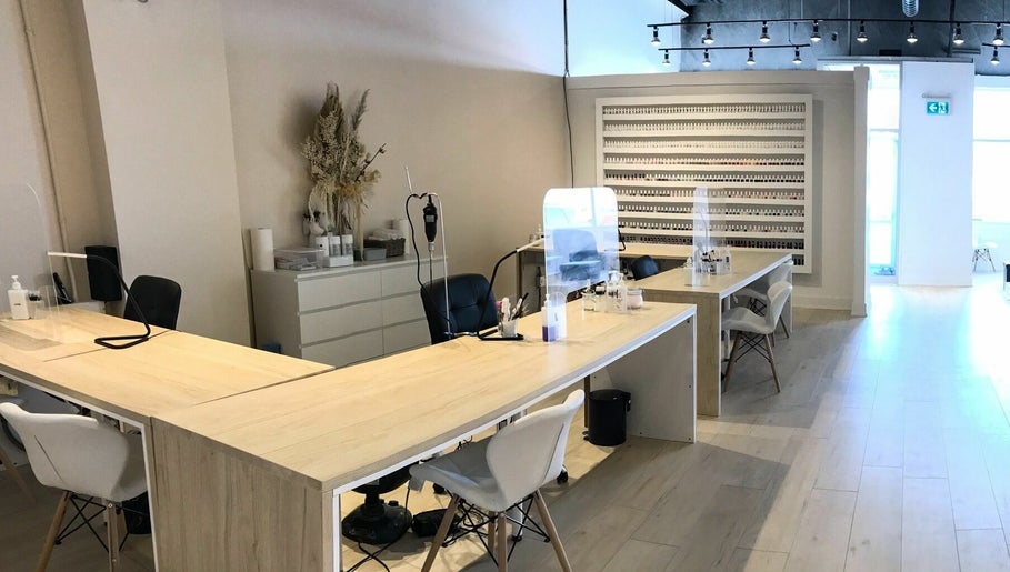 Ivy Beauty Bar, bild 1