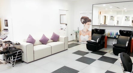 MOI Beauty Salon - Ramada Hotel image 3