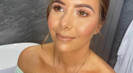 Makeup by Gee  image 3