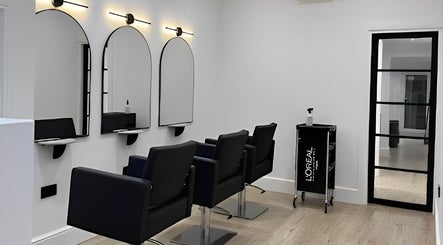 Leigh Fletcher Hairdressing