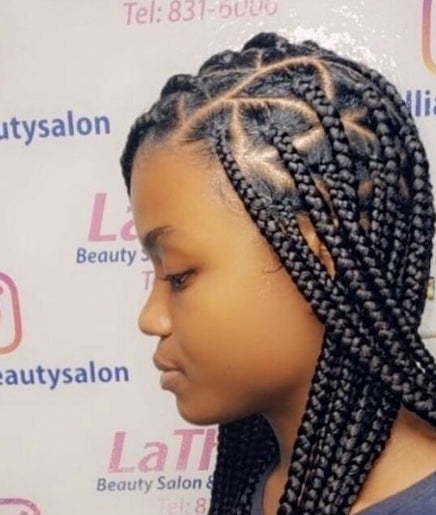 Lathallia Beauty salon  image 2