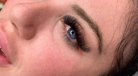 Whip Lashed Lounge image 3