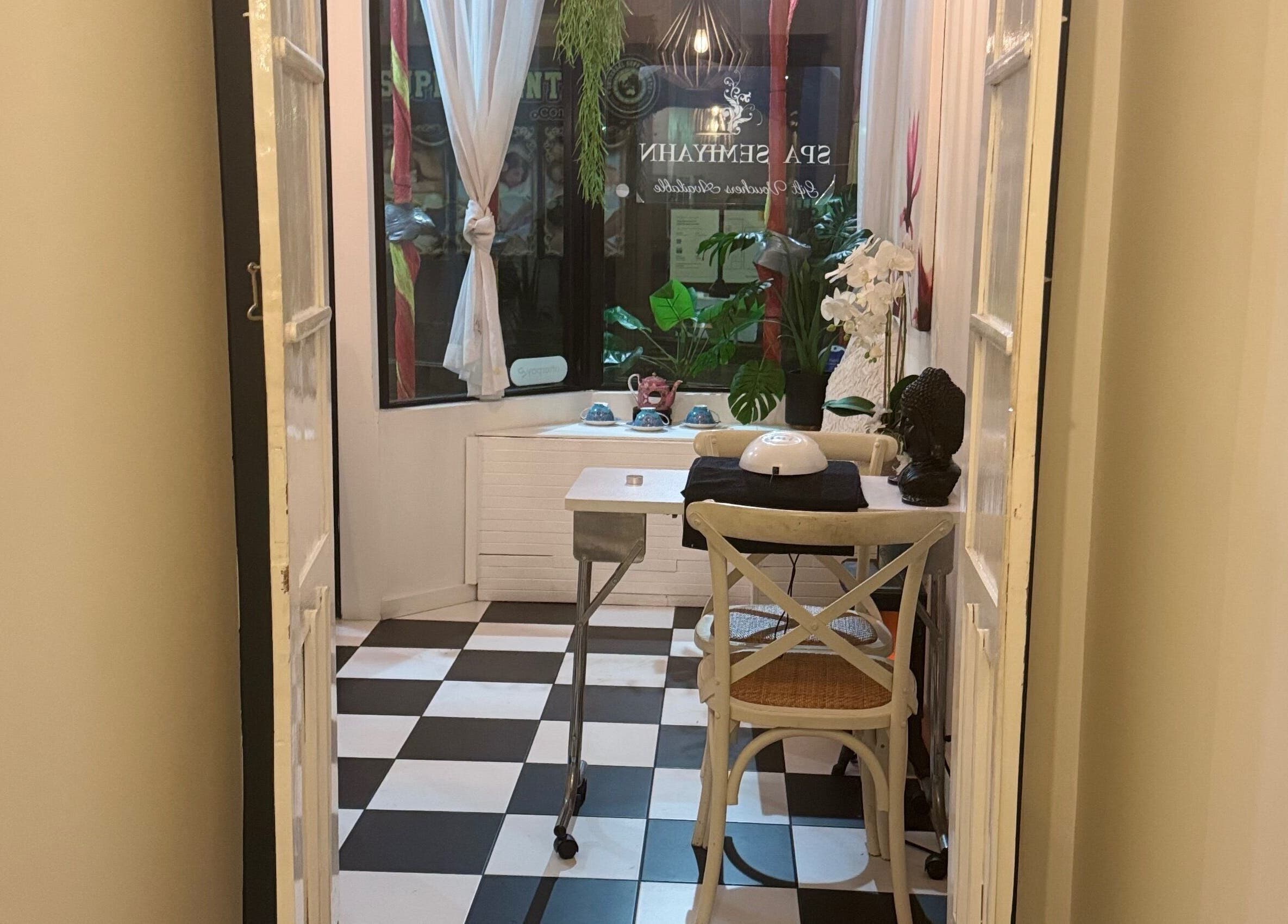 Inviting entrance to Spa Semiyahn Skin + Body Retreat in Port Kembla, New South Wales, AU, highlighting peaceful decor.