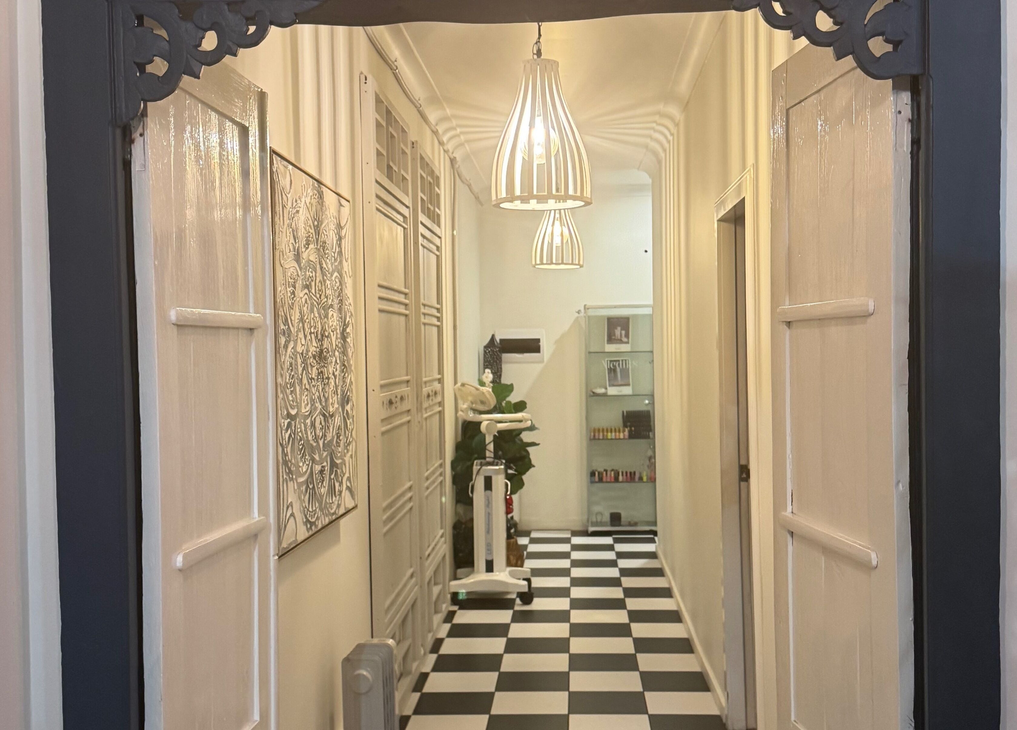 Chic hallway at Spa Semiyahn Skin + Body Retreat, Port Kembla, New South Wales, AU.