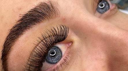 Sol beauty bar image 2