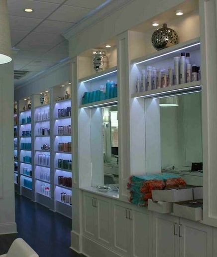 Rosa's Beauty Studio image 2