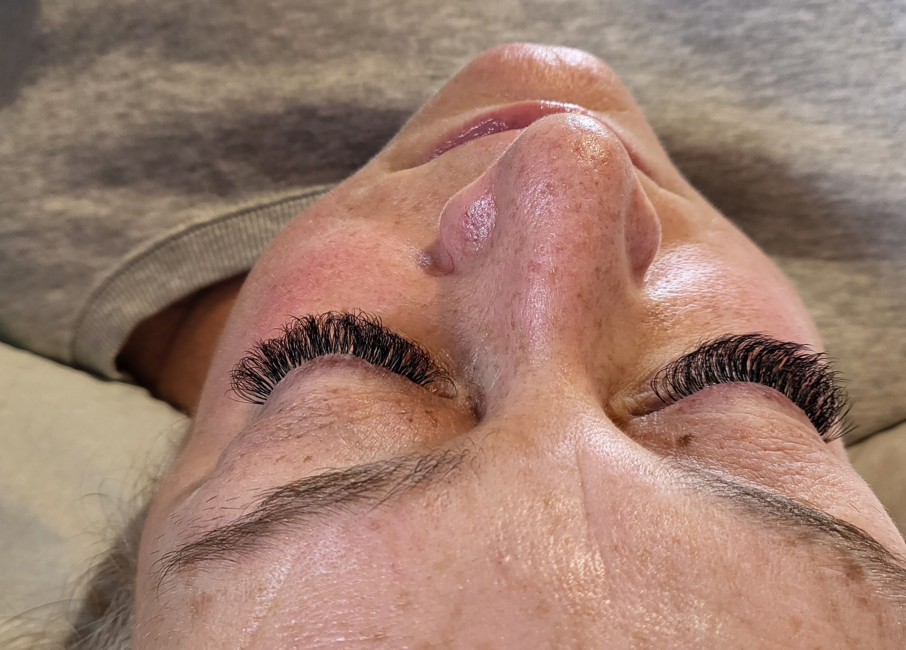 Close-up of eyelash extensions at Emily’s Beauty in Havant, England, GB.