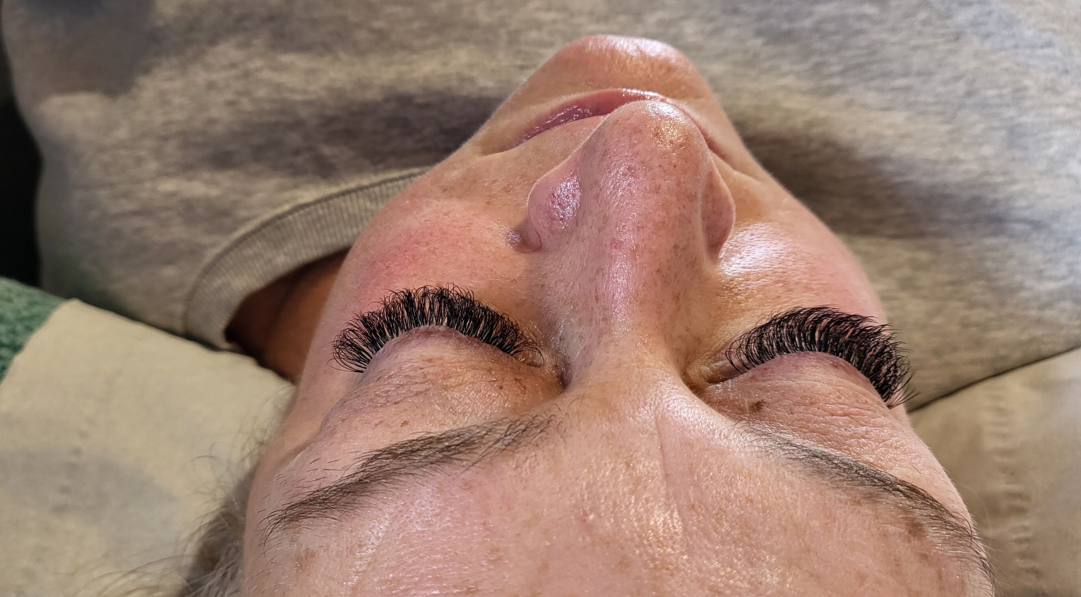 Close-up of eyelash extensions at Emily’s Beauty in Havant, England, GB.