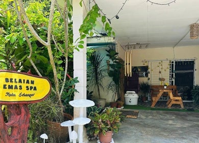 Entrance of Belaian Emas Spa in Hulu Selangor, featuring greenery, in Kuala Kubu Baru, Selangor, MY.